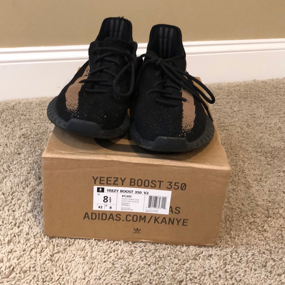 Men’s Yeezy 350 shoes